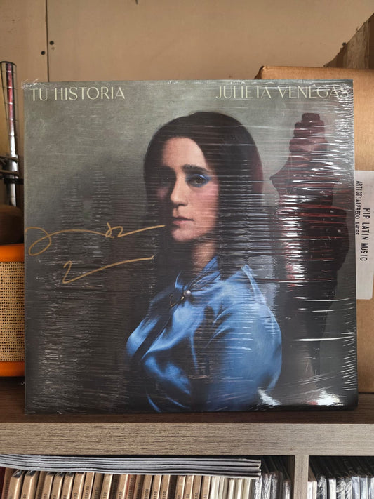 Vinilo oficial Julieta Venegas álbum Tu Historia edición autografiada para coleccionistas HipMerch