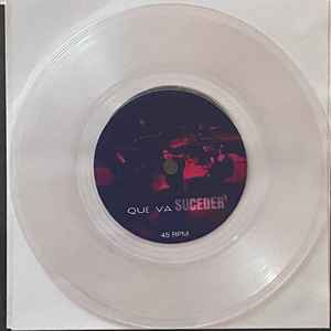 Vista del disco de vinilo físico transparente de La Ley mostrando los detalles impresos de la etiqueta central del Lado B.
