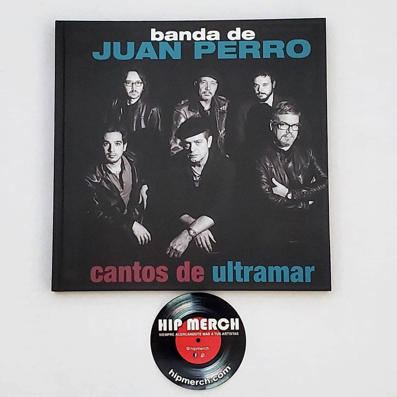 Fotografía de la portada oficial de la edición especial en formato de libro más CD del álbum Cantos De Ultramar de la Banda de Juan Perro.