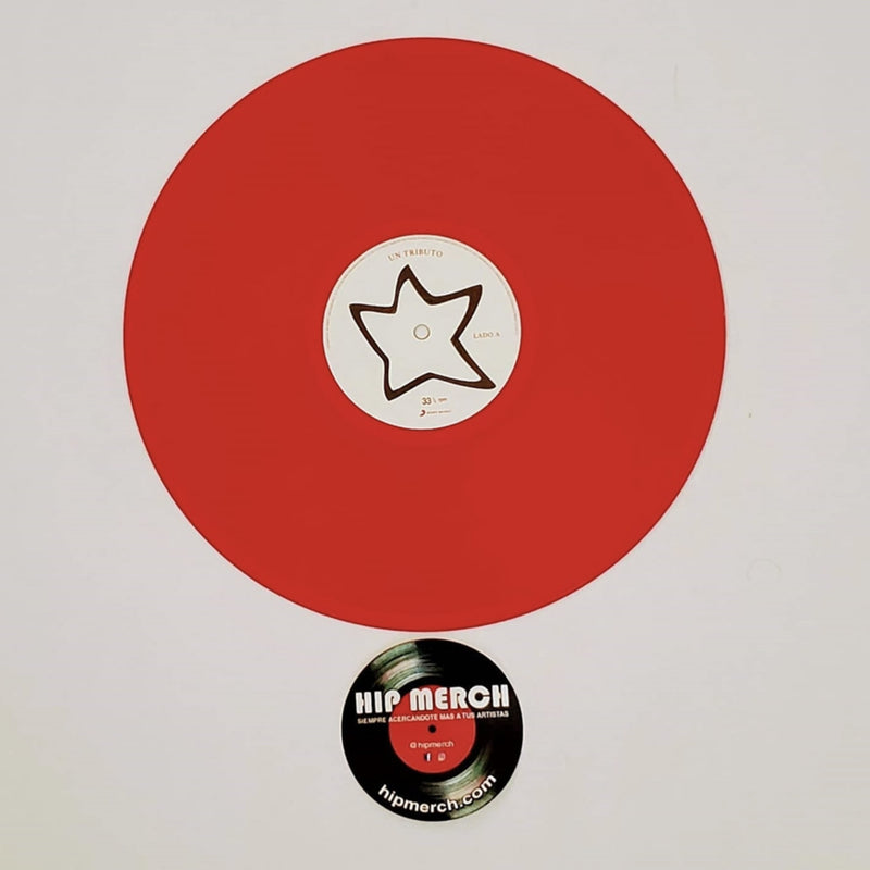 Fotografía que muestra el disco de vinilo principal de 12 pulgadas en color rojo brillante de la edición especial de José José Un Tributo.