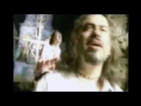 Video integrado que muestra clips musicales y material promocional relacionado con las canciones del álbum Tempestad de La Barranca.